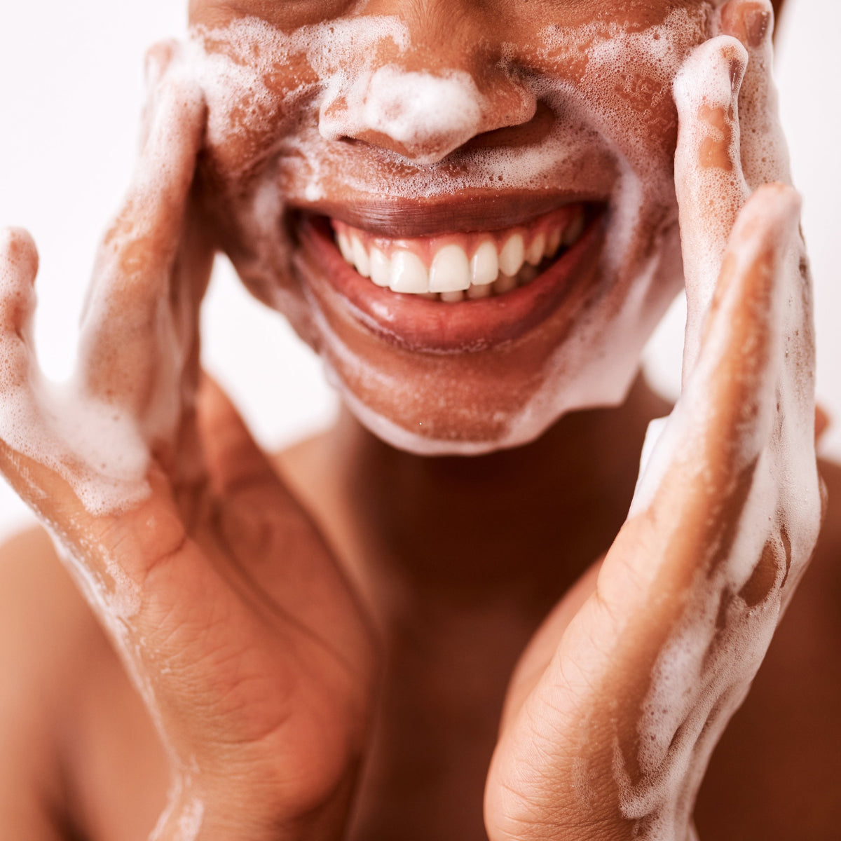 Navigating Acne Treatment: A Persuasive Look at Acne Safe Ingredients
